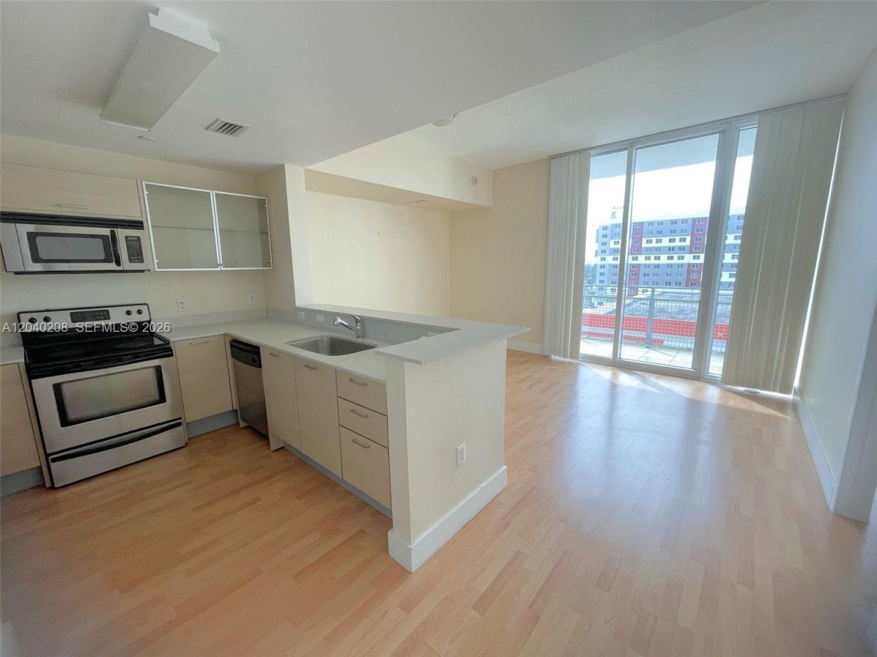 350 NE 24th St , Unit 814, Miami, FL 33137 Photo