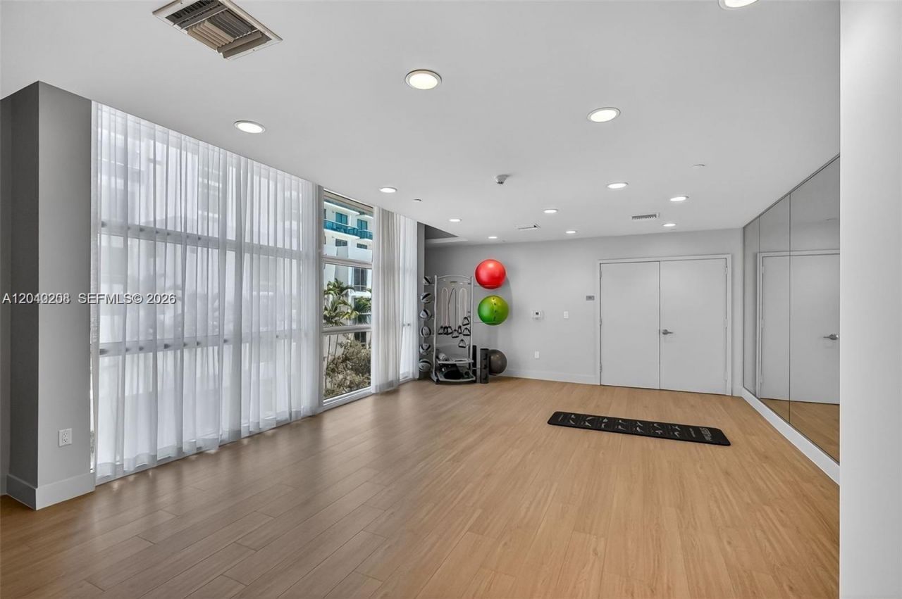 350 NE 24th St , Unit 814, Miami, FL 33137 Photo