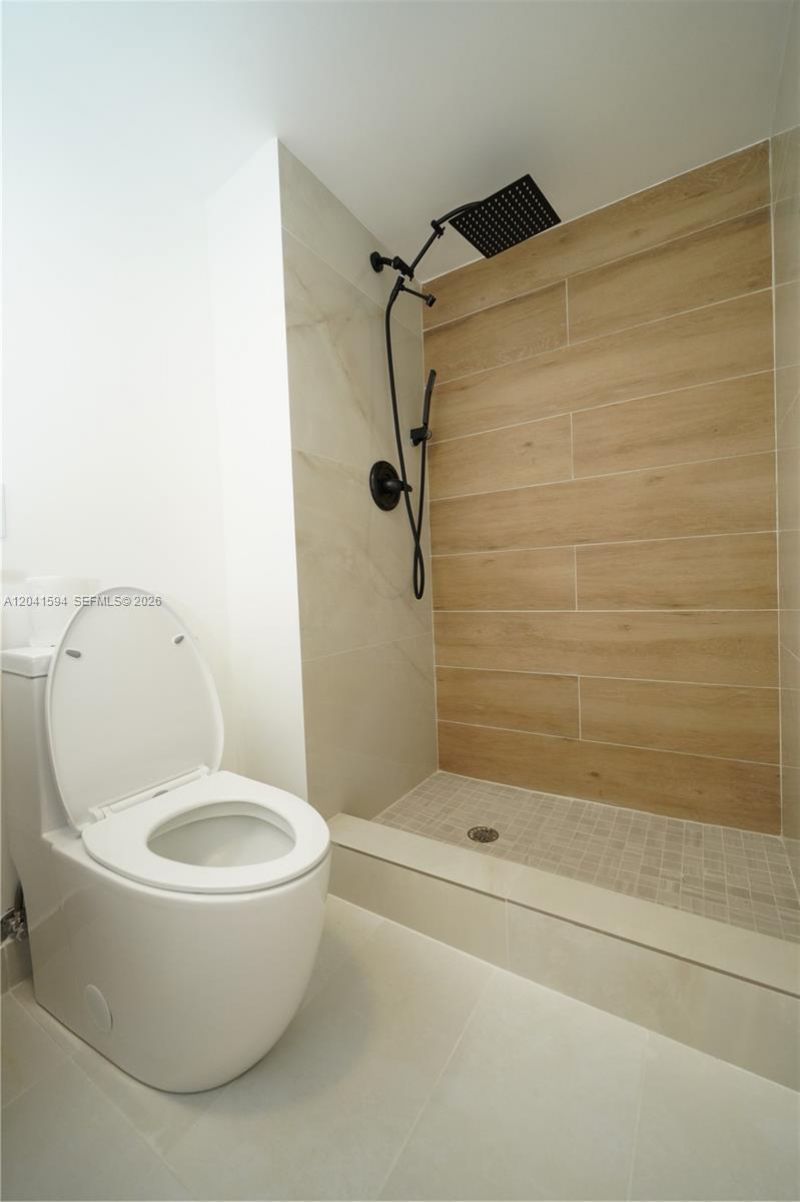 2551 Aragon Blvd, Unit 310, Sunrise, FL 33322 Photo