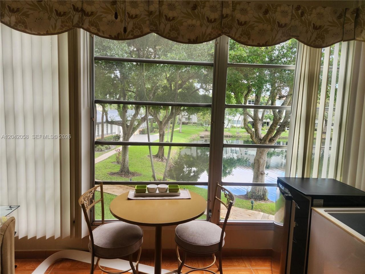 5001 NW 34th St , Unit 205, Lauderdale Lakes, FL 33319 Photo