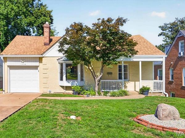 1349 Andrew Drive, Glendale, MO 63122