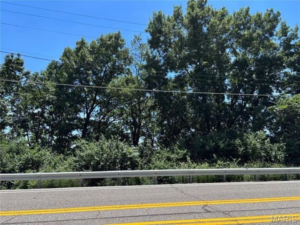 12930 Big Bend Road , Kirkwood, MO 63122
