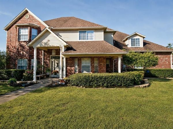 111 Juanita Avenue, Wills Point, TX 75169
