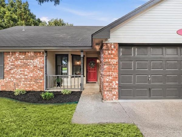 804 Virginia Boulevard, Midlothian, TX 76065
