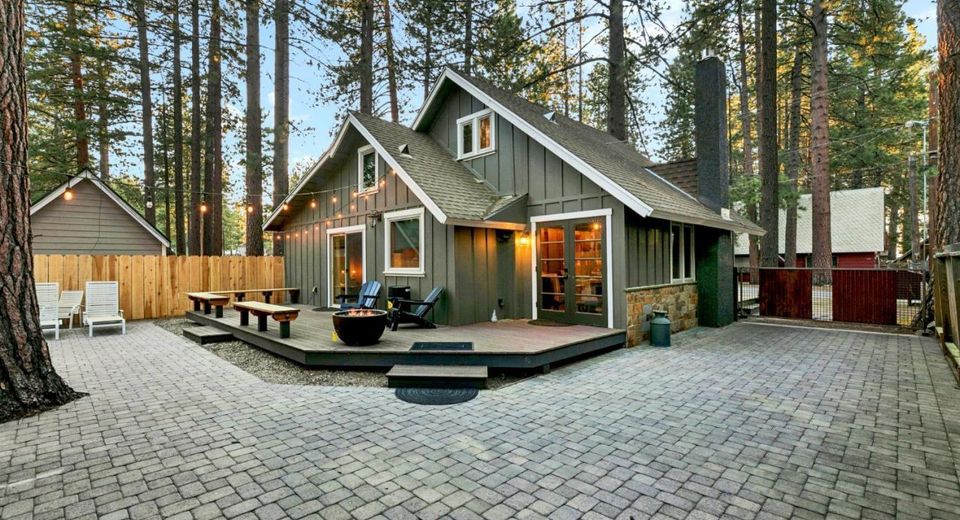 832 Merced Avenue, South Lake Tahoe, CA 96150 Photo