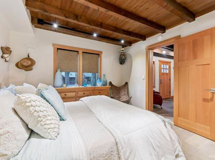 832 Merced Avenue, South Lake Tahoe, CA 96150 Photo