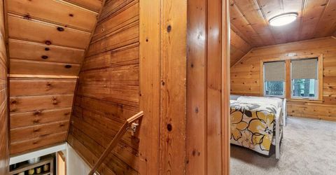 832 Merced Avenue, South Lake Tahoe, CA 96150 Photo