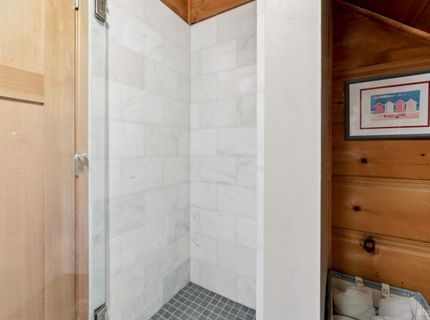 832 Merced Avenue, South Lake Tahoe, CA 96150 Photo
