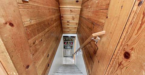 832 Merced Avenue, South Lake Tahoe, CA 96150 Photo