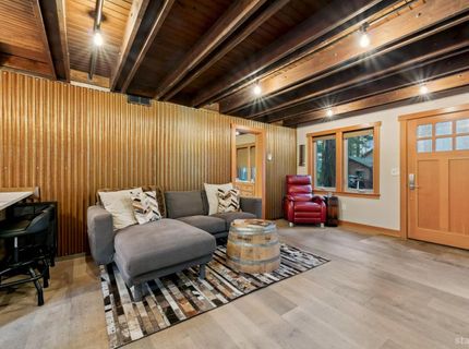 832 Merced Avenue, South Lake Tahoe, CA 96150 Photo