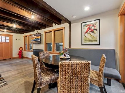 832 Merced Avenue, South Lake Tahoe, CA 96150 Photo