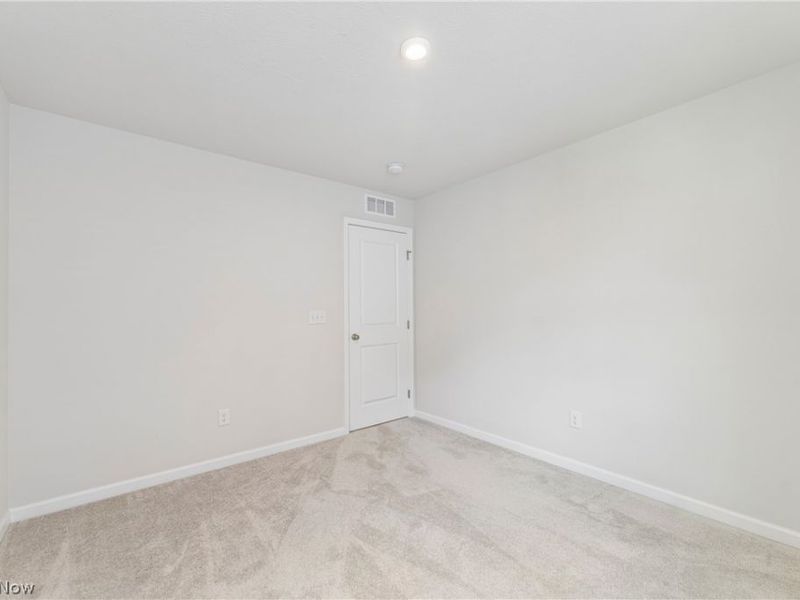 4483 Bellow Drive, Lorain, OH 44053 Photo 19