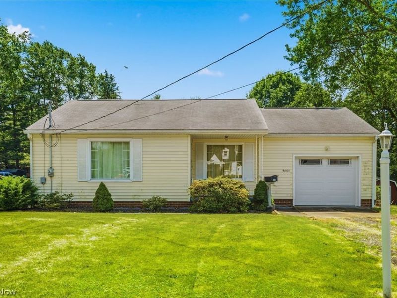 9864 Louisville Street NE, Louisville, OH 44710 Photo 1