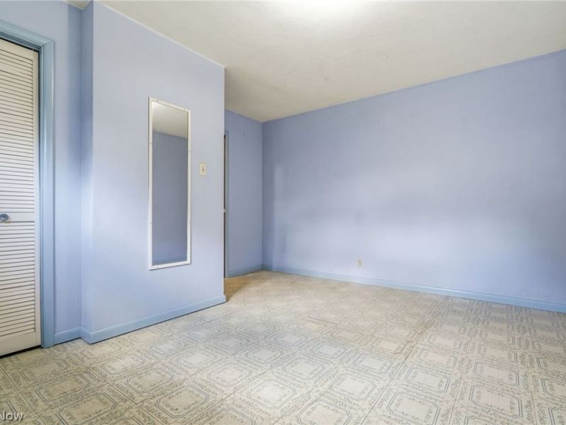 9864 Louisville Street NE, Louisville, OH 44710 Photo 21