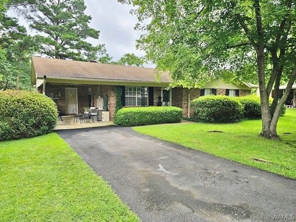301 4th Street SE, Aliceville, AL 35442