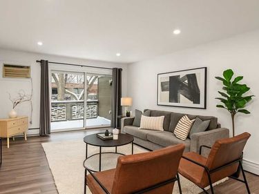 2800 Hamline Avenue N, Unit 332, Roseville, MN 55113