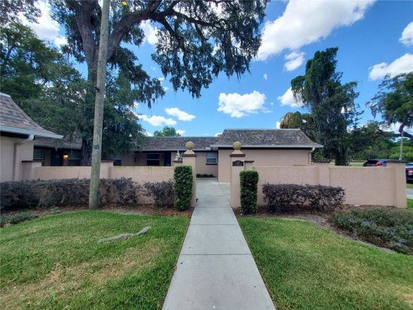 107 W CLAY AVENUE , Unit 2, BRANDON, FL 33510