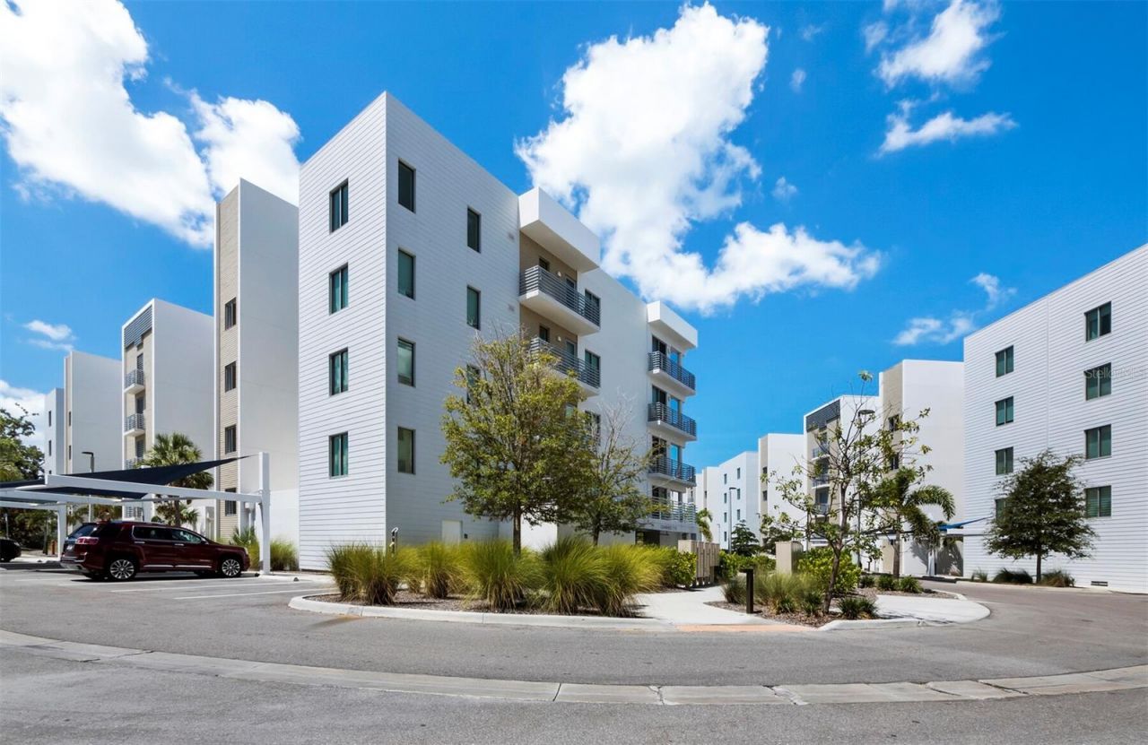 1703 N Tamiami Trail , Unit 306, Sarasota, FL 34234 Photo