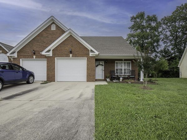 140 Briarstone Drive, Rossville, GA 30741