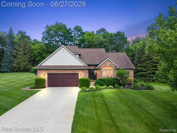 6180 Chad Court, Hamburg Twp, MI 48116