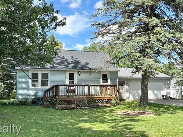 6520 Carpenter Street, Marlette, MI 48453