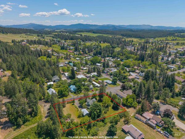 709 Main Street, Deary, ID 83823