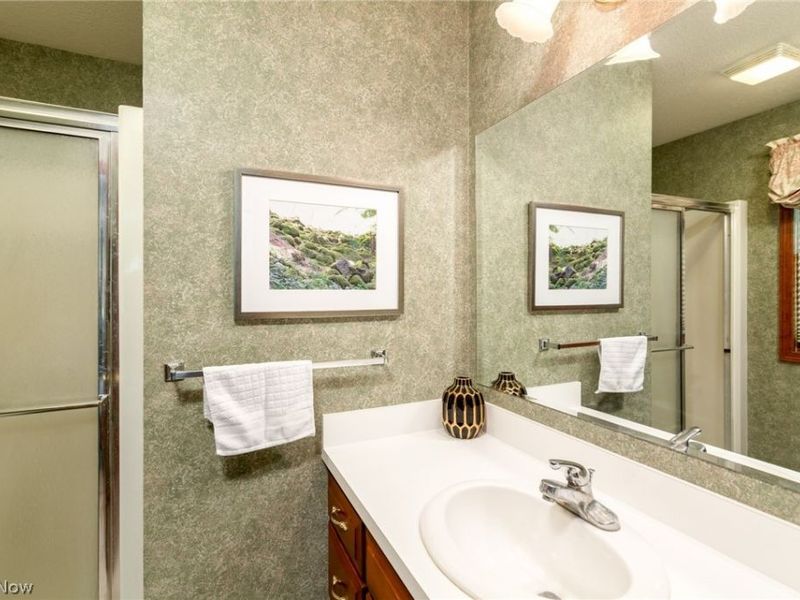 887 Manor Circle, Howard, OH 43028 Photo 16