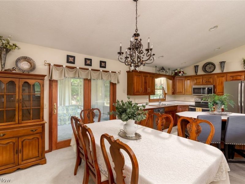 887 Manor Circle, Howard, OH 43028 Photo 17
