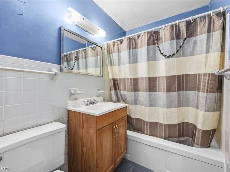 11850 Edgewater Drive, Unit 110, Lakewood, OH 44107 Photo 17