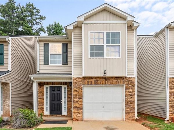 138 Alton Circle , Villa Rica, GA 30180