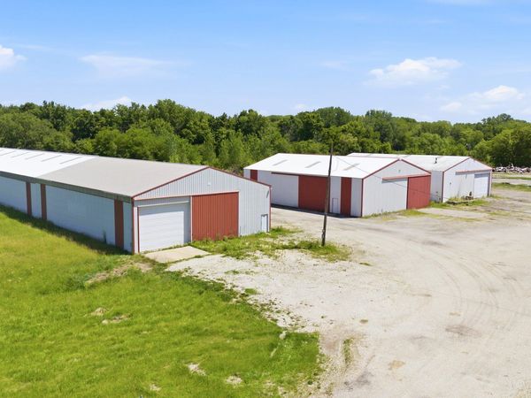 1202 Illinois Highway 84 , Colona, IL 61241