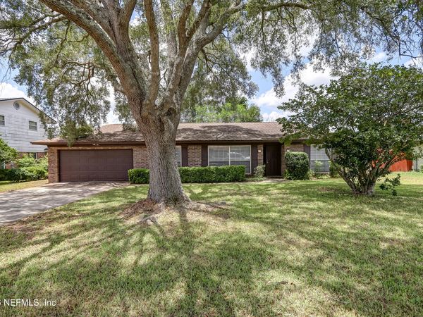166 VANDERFORD Road W, Orange Park, FL 32073
