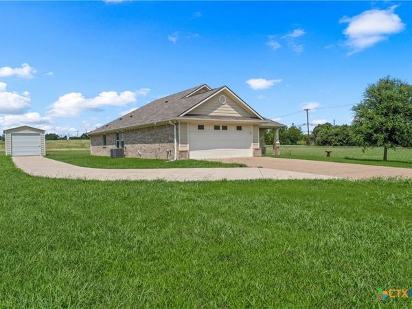 637 Hoffmeyer Lane, Robinson, TX 76706