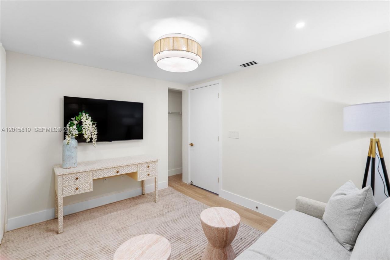 90 NE 32nd , Unit 507, Miami, FL 33137 Photo