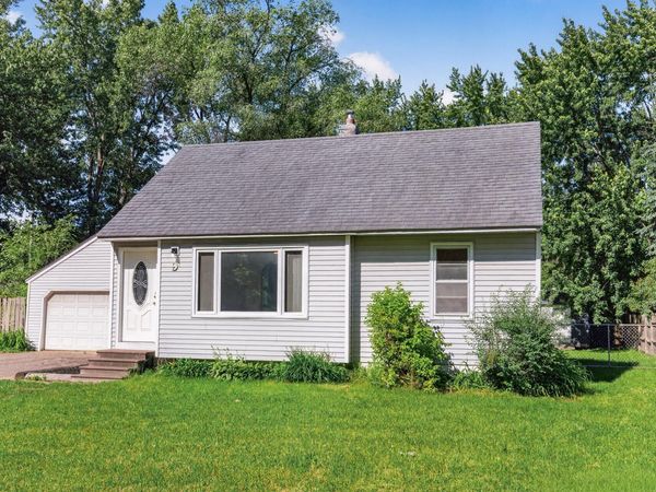 9 Park Drive, Circle Pines, MN 55014