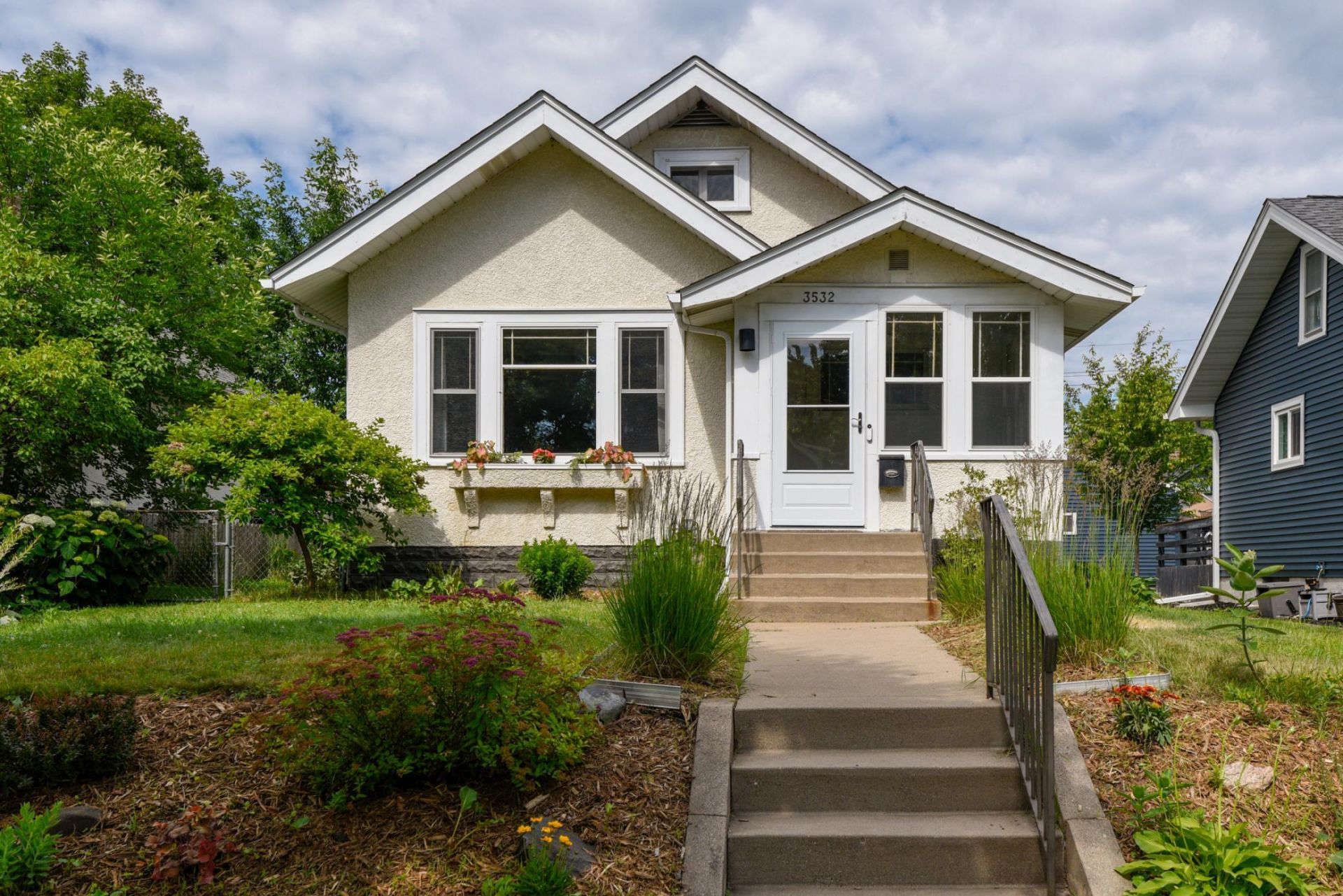 3532 36th Avenue S Minneapolis, MN 55406