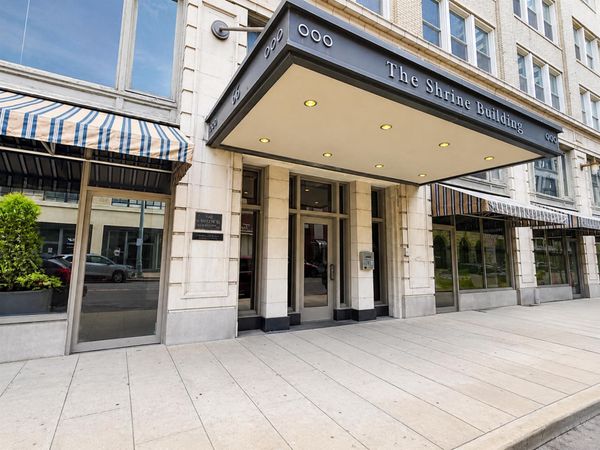 66 MONROE AVE, Unit 405, Memphis, TN 38103