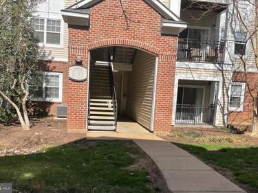 12953 CENTRE PARK CIRCLE, Unit 215, HERNDON, VA 20171