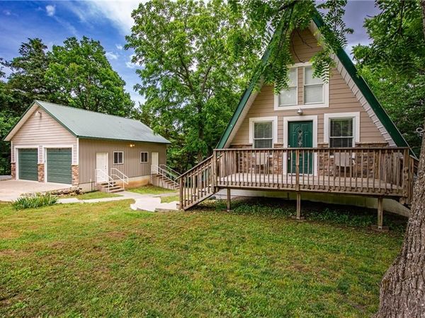 97 W Sugar Lake Drive, Mound City, KS 66056