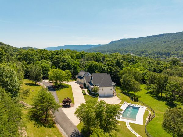 527 Reads Lake Road, Chattanooga, TN 37415