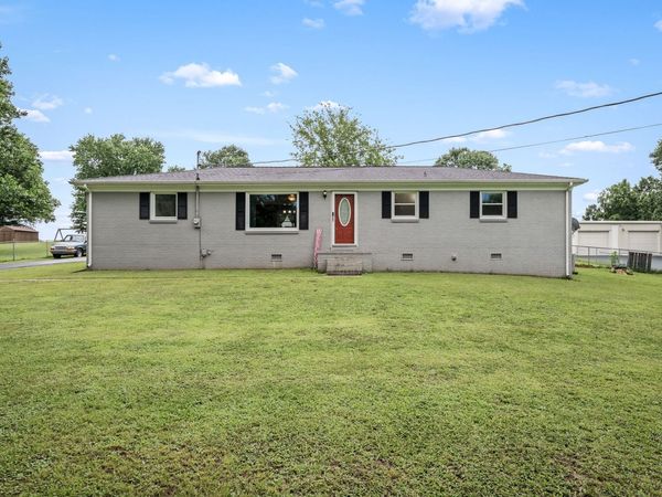 822 River Ranch Rd , Shelbyville, TN 37160