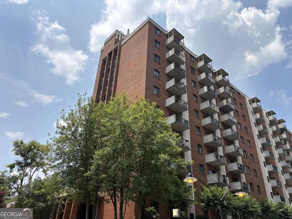 300 Johnson Ferry Road NE, Unit B311, Atlanta, GA 30328