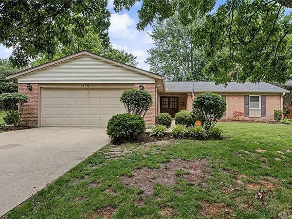 630 Clareridge Lane, Centerville, OH 45458