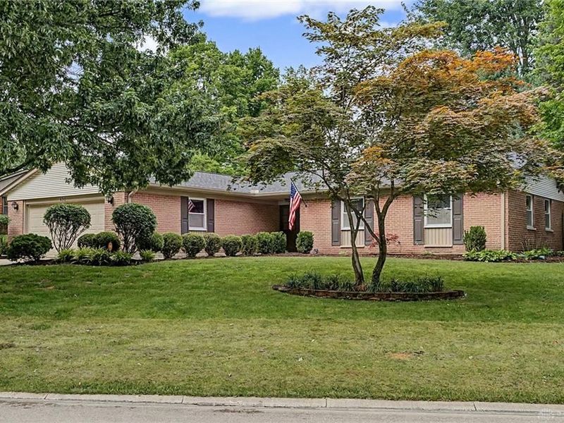 630 Clareridge Lane, Centerville, OH 45458 Photo 5