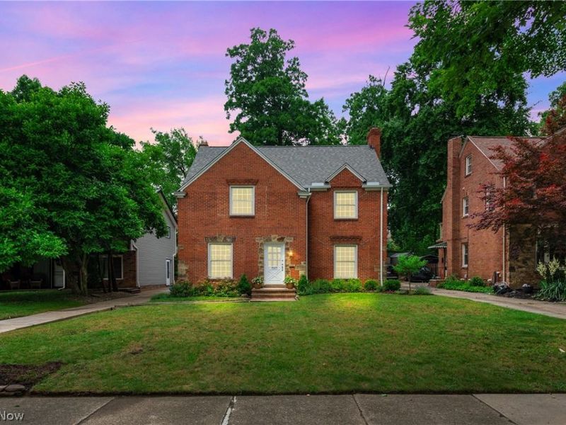 4025 Meadowbrook Boulevard, University Heights, OH 44118 Photo 1