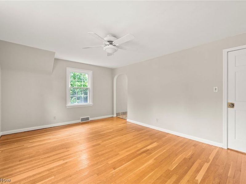 4025 Meadowbrook Boulevard, University Heights, OH 44118 Photo 21