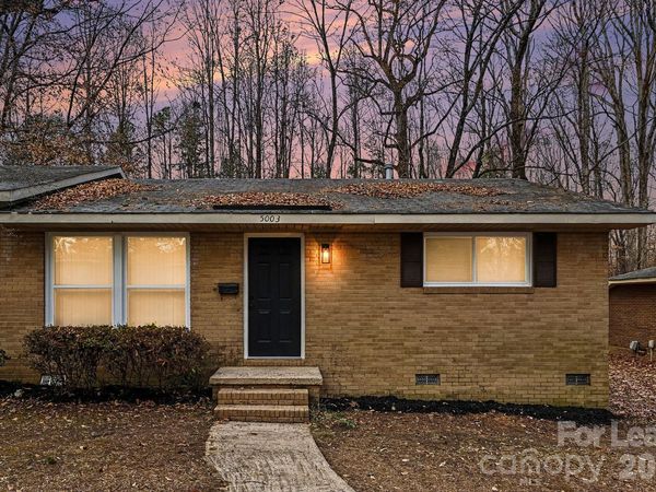 5003 Lakecrest Drive, Charlotte, NC 28215