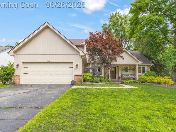 1830 Megans Meadow Drive, Commerce Twp, MI 48390