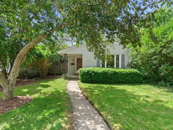 4913 N Navajo AVENUE, Glendale, WI 53217