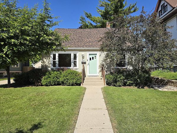 1957 S 82nd STREET, West Allis, WI 53219